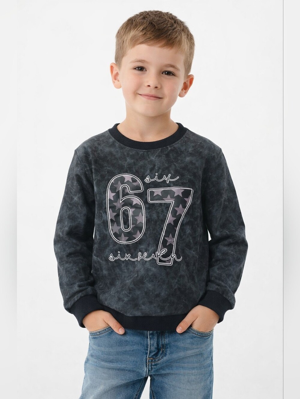 Childrens Unisex "6 7" Black Cozy Sweatshirt NWOT size 7/8
